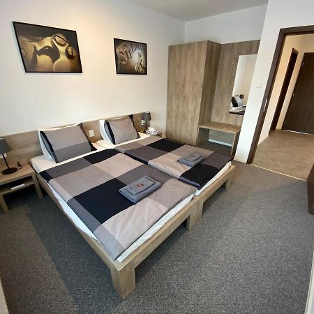 Apartmány Pelhřimov Esterno foto